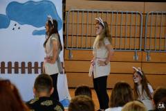 Dvojezicna-gledaliska-predstava-za-otroke-006