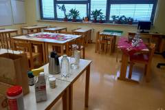 Po-stopinjah-madzarskih-genijev-004