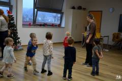 Pravljicne-ure-zakljucnih-letnikov-002