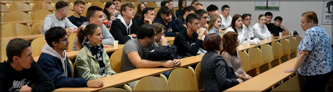 Zalaegerszegi diákok és tanárok látogatása